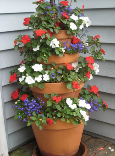 DIY Patio Project: Create a Cascade of Flowers - MJN and 