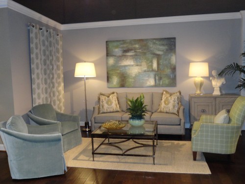 room showing gray blue and green color scheme